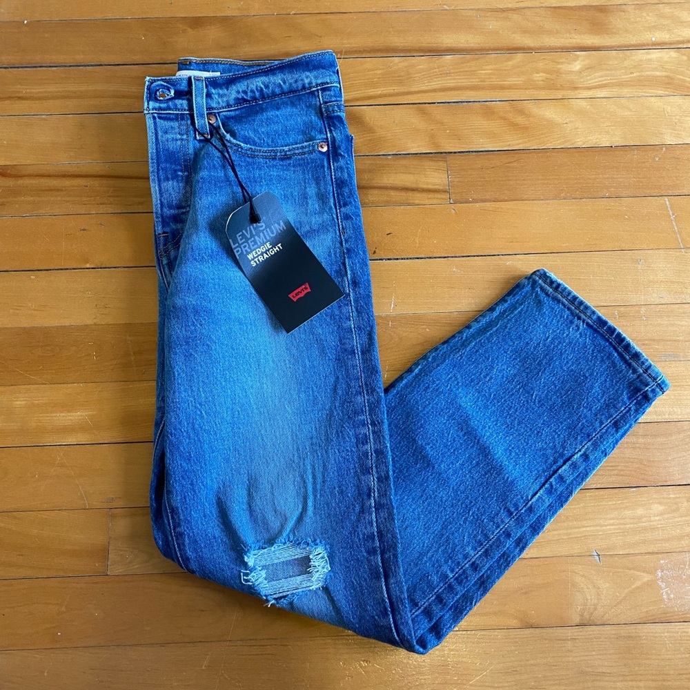 NWT Levi’s Wedgie Straight Jeans